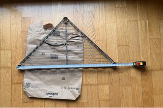 Estante triangular Metro