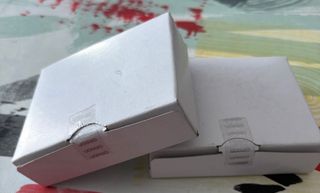 2 Tarjetas OMRON NX-SOD400 y NX-SID800