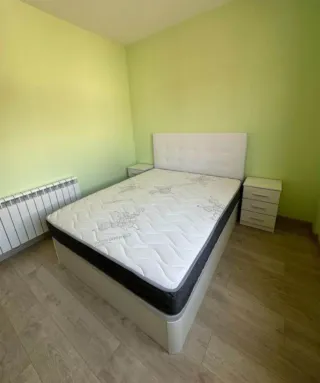 Canapés,colchones,somieres,base, cabezales,mesitas