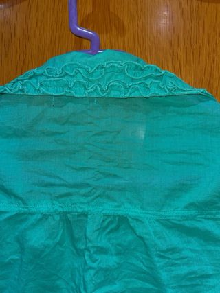 Blusa manga corta color turquesa