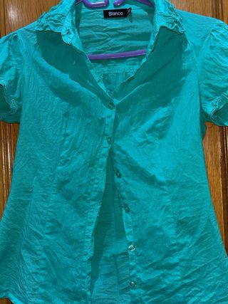 Blusa manga corta color turquesa