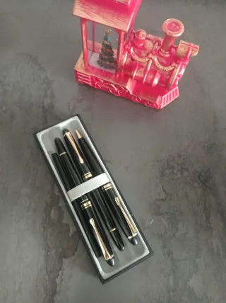 Set 3 Penne da Collezione Nere e Oro