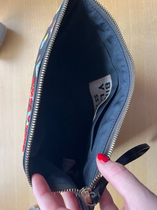 Bolso de mano Bimba y Lola estampado corazones