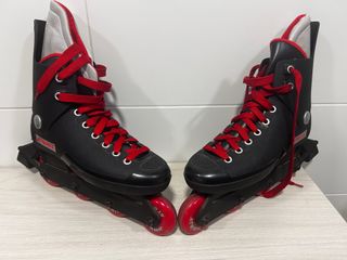 Patines en línea Atomic negros y rojos