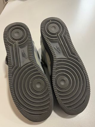 Nike Air Force 1 Grises