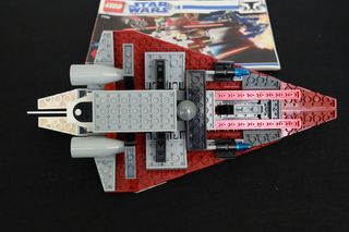 Lego Star Wars 7751 Ahsoka Starfighter and Droids