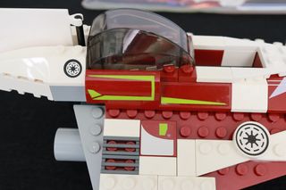 Lego Star Wars 7751 Ahsoka Starfighter and Droids