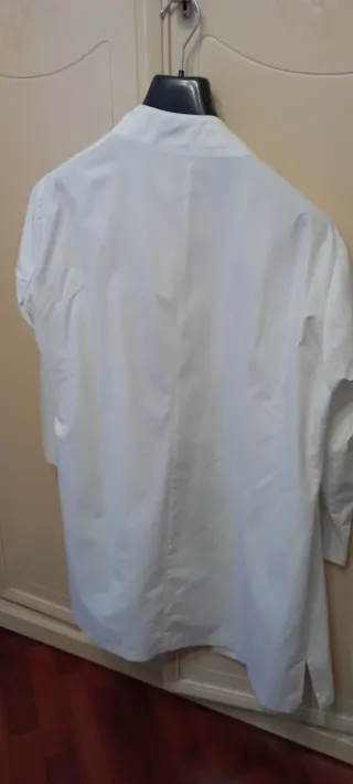 Camice donna bianco uso lavoro o professionale.