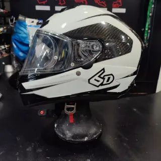 Casco 6D ATS1 CARBON