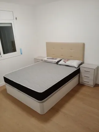 Canapés,colchónes, somieres,base,cabezales,mesitas