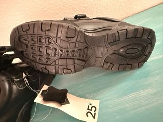 Zapatos Escolares Piel Negra Velcro