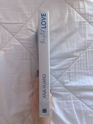 Twisted love. Libro 1. En Español
