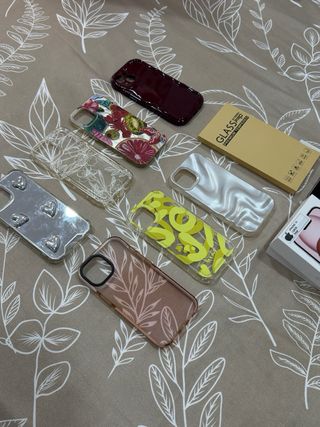 iPhone 15 128GB Rosa + 7 Fundas