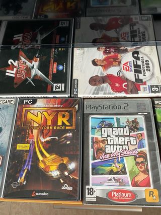 Lote 14 Videojuegos PC y PlayStation