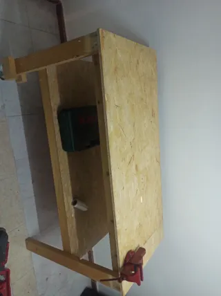 Mesa de trabajo con morsa medidas 142a 65f 92cm a