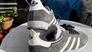 Adidas Gazelle Gris Blanco