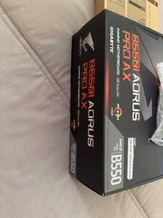 Placa Gigabyte B550I AORUS PRO + Ryzen 9 5900X