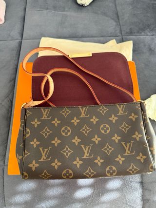 Bolso bandolera Louis Vuitton Marrón Dorado