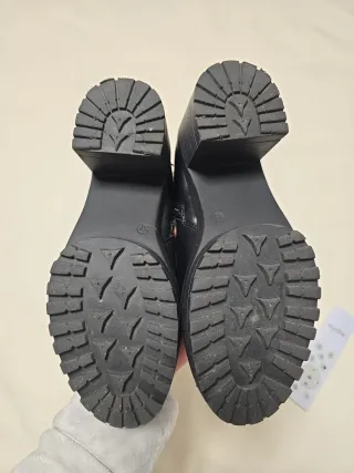 Botines Chika10 negros