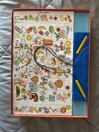 Lote 4 juegos infantiles: Cars, Conector, Laborato