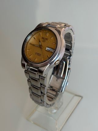 Seiko 5 Automático Vintage Dorado 7S26