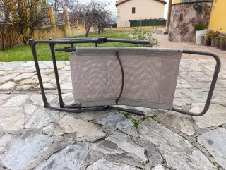 2 tumbonas reclinables y plegables, con cojines