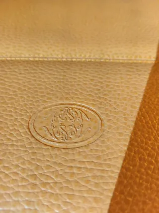 Maletín ejecutivo piel beige con combinación