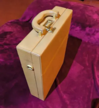 Maletín ejecutivo piel beige con combinación