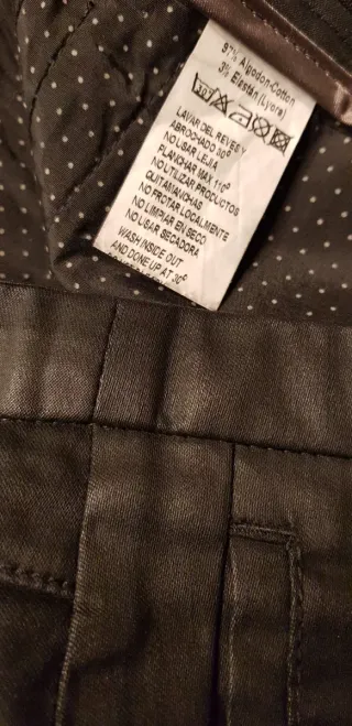 Pantalón efecto piel T38