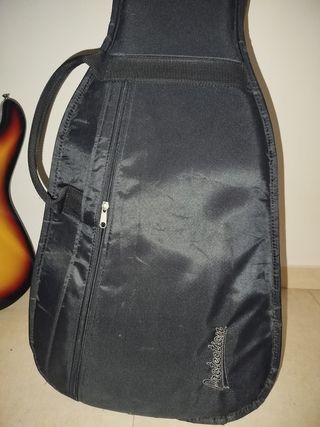 Guitarra eléctrica Greeta con amplificador