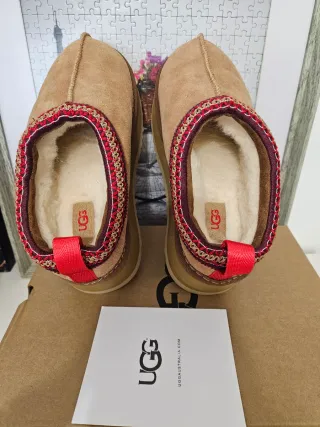 Botas UGG Tazz Platform