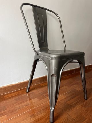 Silla metálica vintage gris