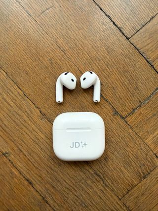 AirPods 4 con cancelación de ruido