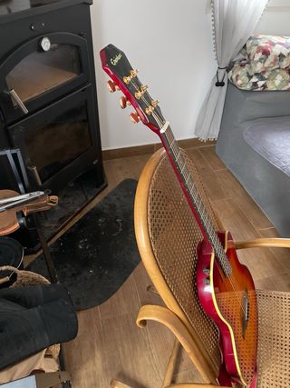 Epiphone Chet Atkins SST Studio Heritage Cherry