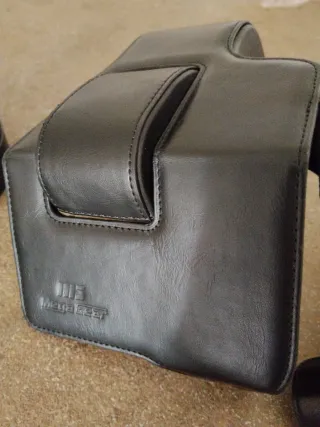 Custodia in ecopelle per Panasonic Lumix G80 / G85