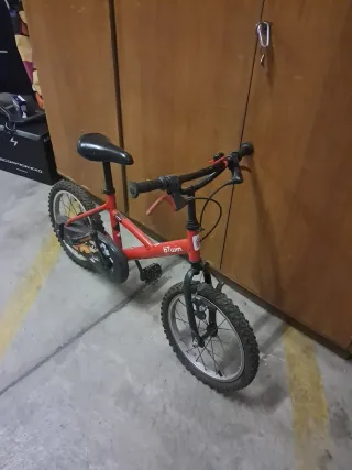 Bicicleta infantil roja Btwin