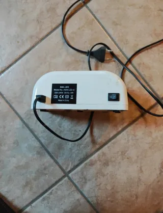 Lampada UV Layla Cosmetics Bianca