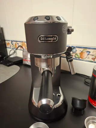 Cafetera DeLonghi Dedica Mejorada