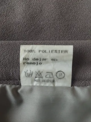 Conjunto Falda y Chaqueta Marrón