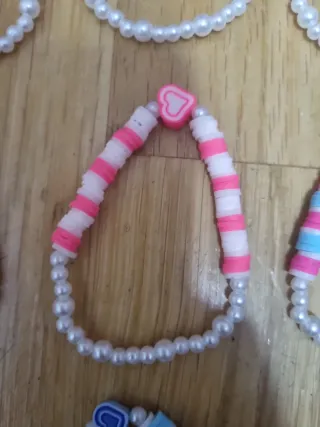 Pulseras de cuentas con corazón
