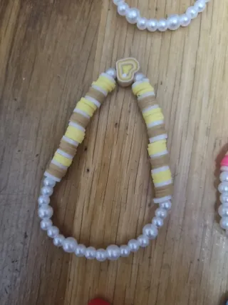 Pulseras de cuentas con corazón