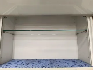 Mueble alto esquinero cocina madera y cristal