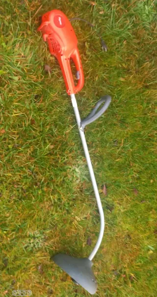 Desbrozadora Eléctrica Flymo