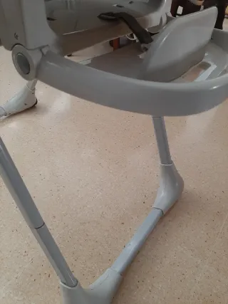 Trona elevador plegable para bebé