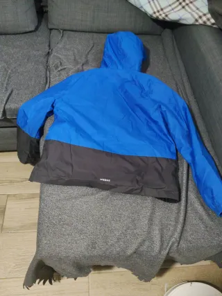 Abrigo infantil Wedze azul y negro