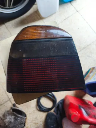 Piloto trasero Golf 3