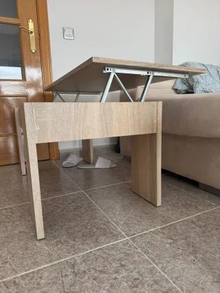 Mesa de centro abatible de madera