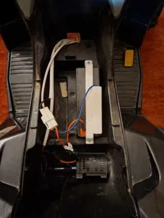 Quad infantil a batería de la marca Feber