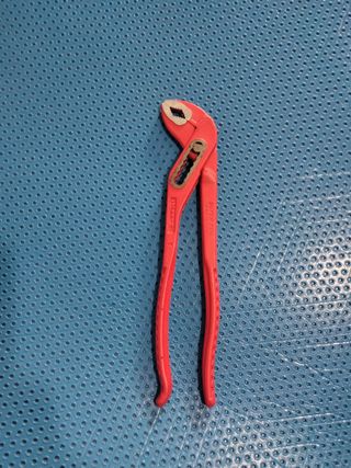 Tenaza de canal 10 pul Super Ego