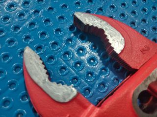 Tenaza de canal 10 pul Super Ego